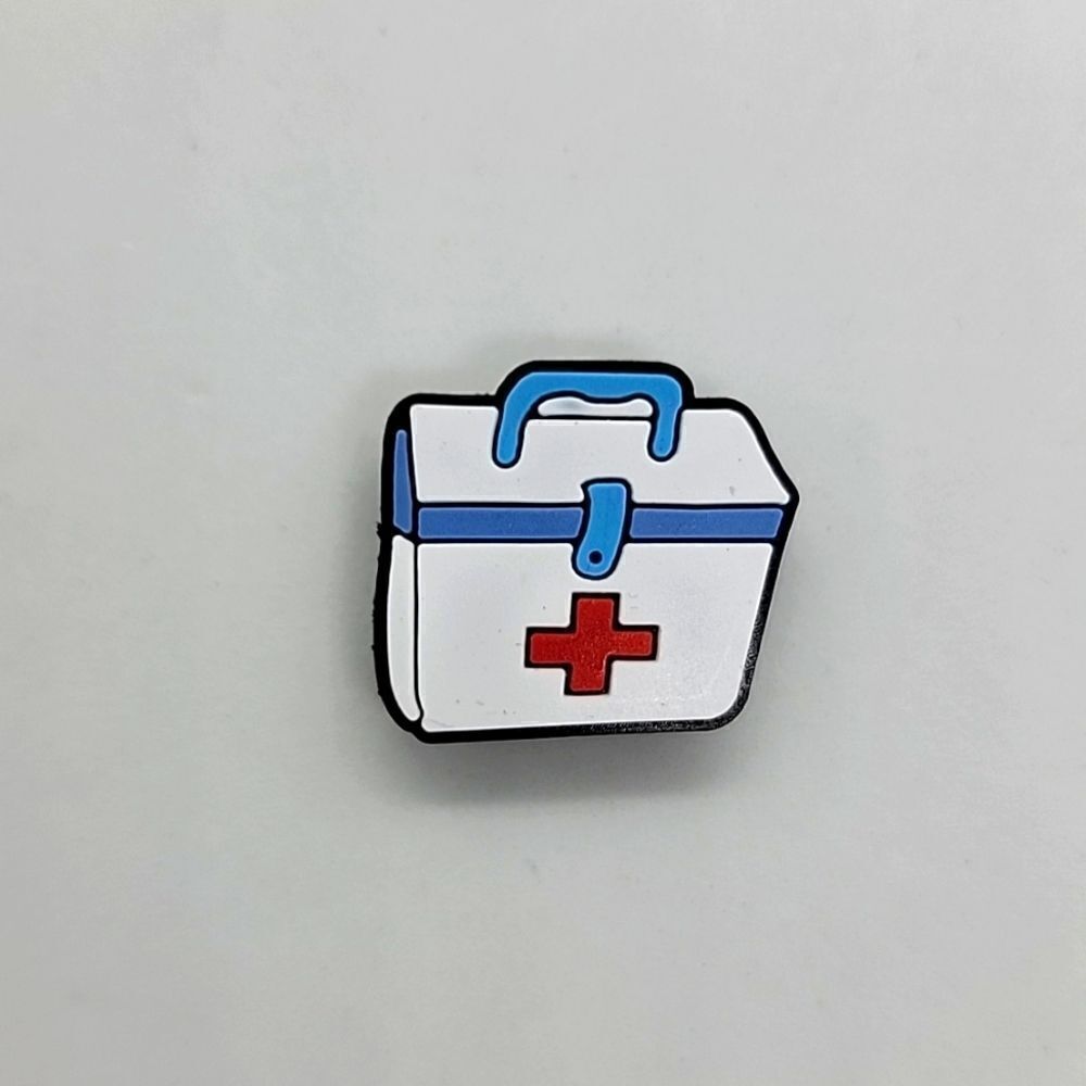 🎈5/$10🎈 PATCHES..CROC CHARMS.. nurse.. doctor..